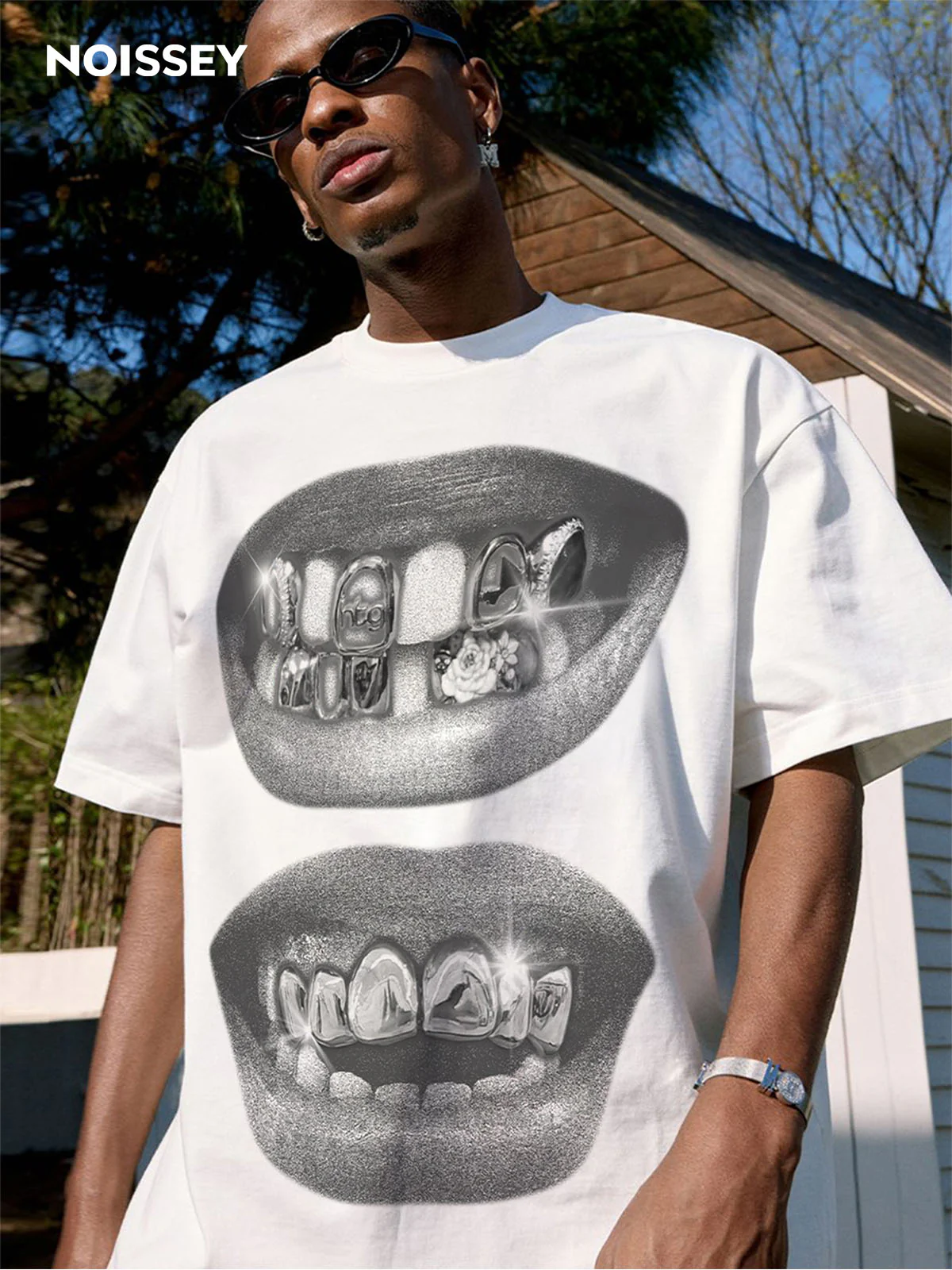 BOUNCE BACK© Retro Black Lips Grills Print Tee - Image 4