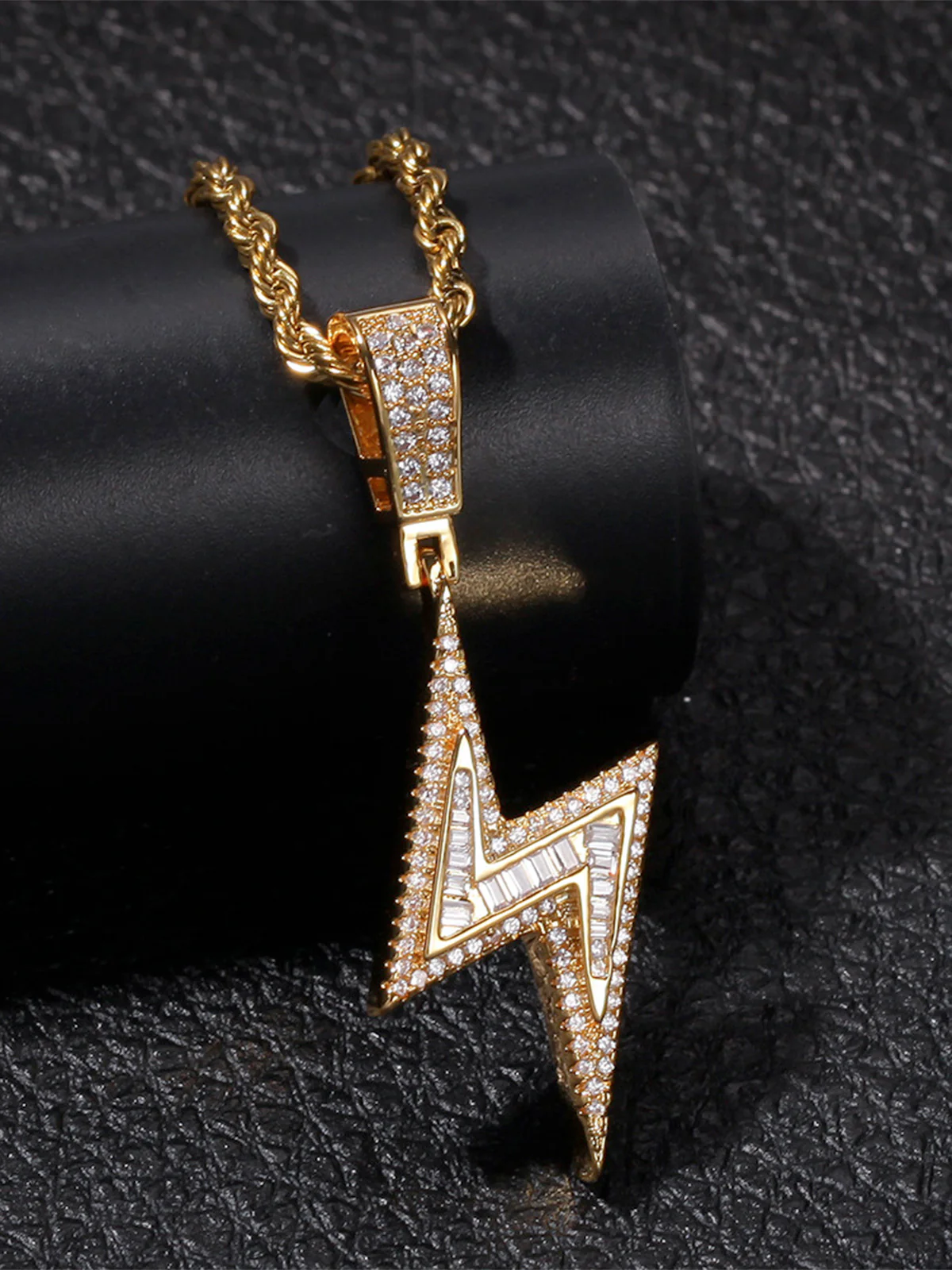 Unique lightning pendant Necklace - Image 3