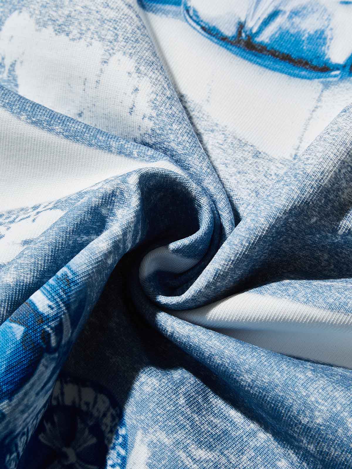 Boxy Oversized T-Shirt with Blue Vintage Noissey Grills Print - Image 9