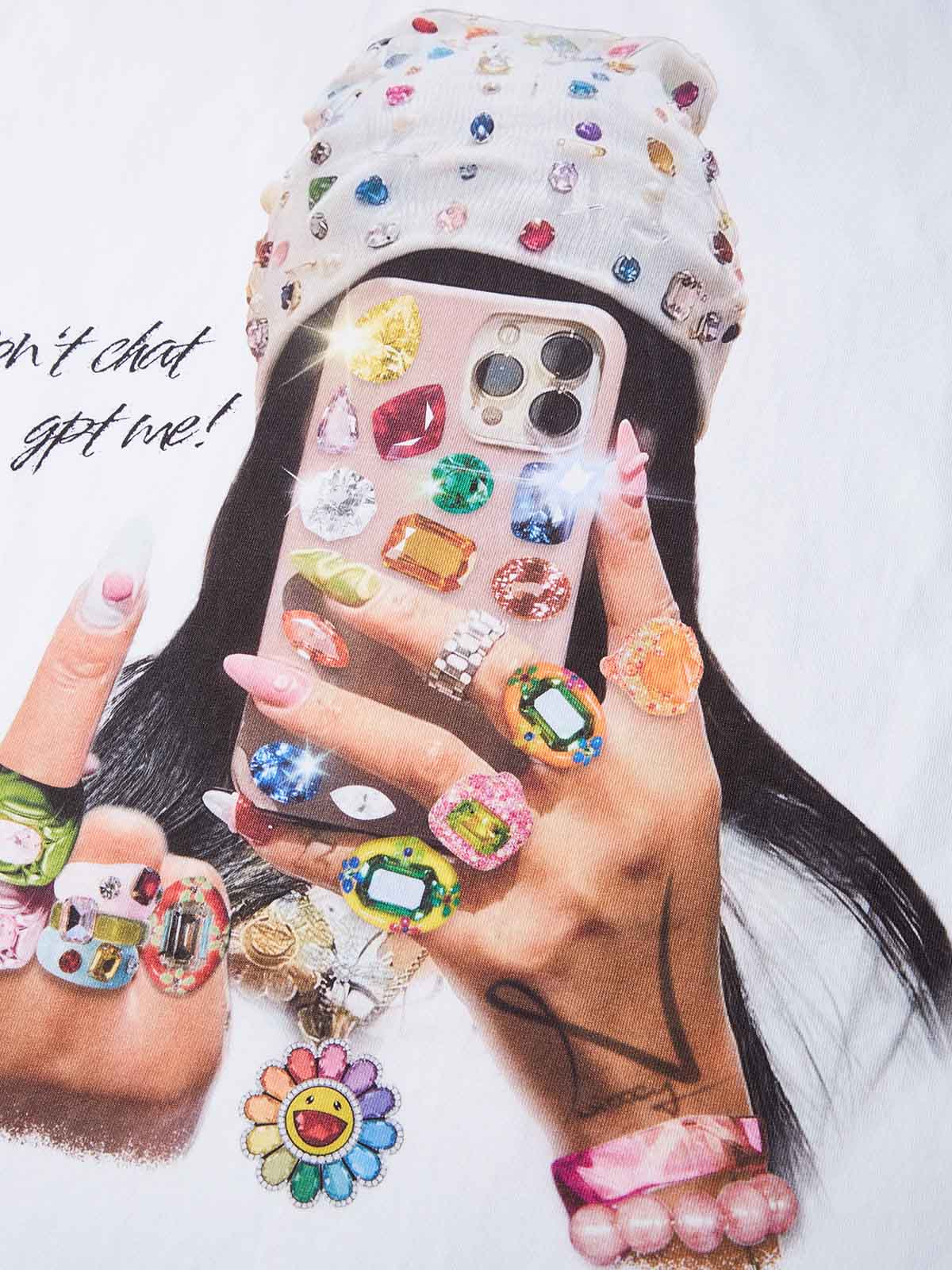 "Don't ChatGPT me!" T-shirt with Girl's Mirror Selfie Print - Image 7
