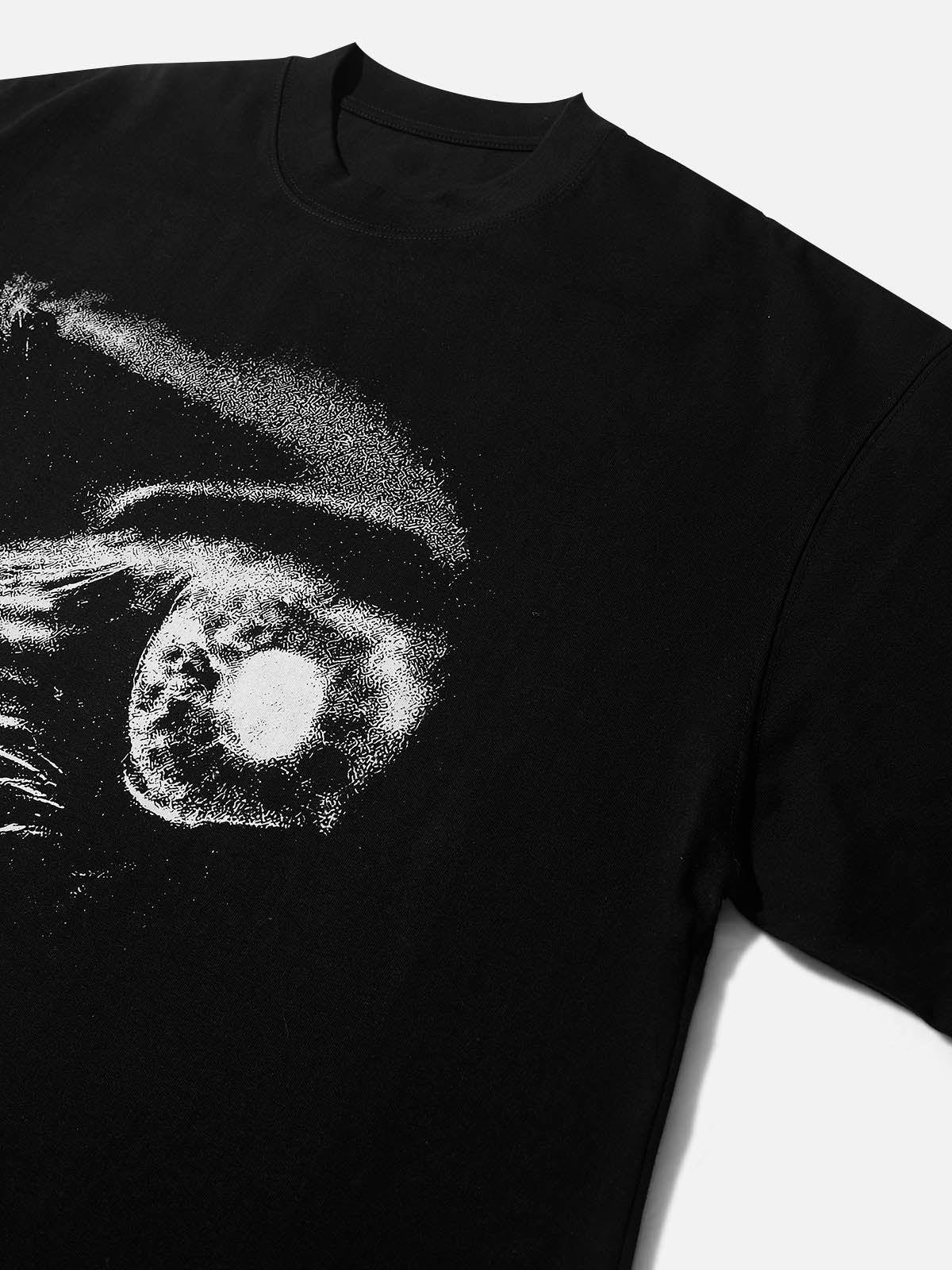 Filmic Vision Print T-shirt - Image 5