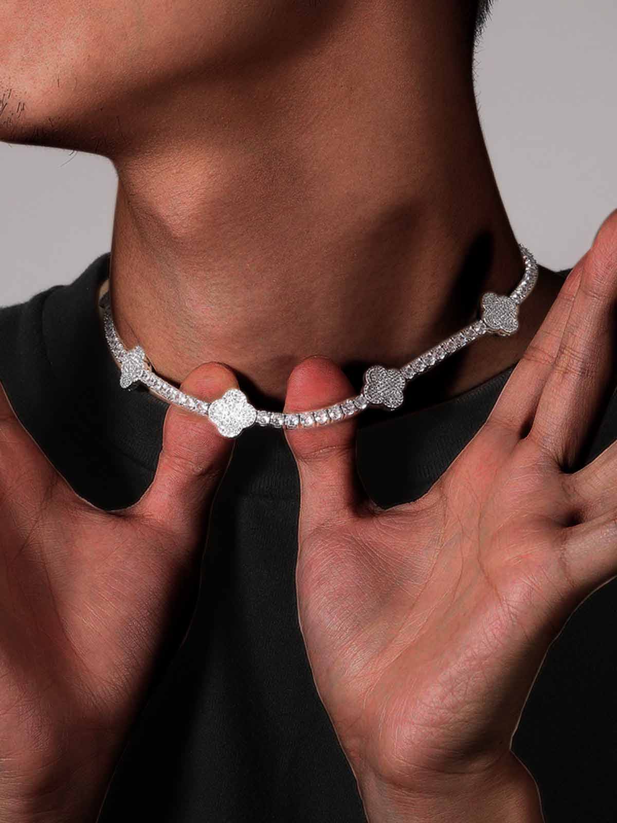 Four-Leaf Clover Hybrid Zircon Necklace & Bracelet - Image 4