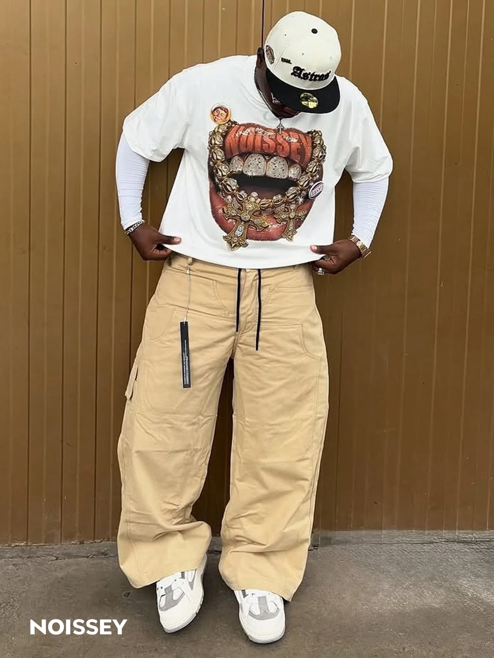 NOISSEY "Gold Cross Chain" Grillz Cooling Boxy Tee - Image 4