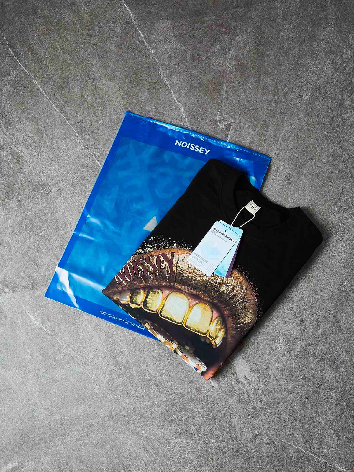 NOISSEY GOLDEN GRILLS POKER - CASINO ART BOXY TEE - Image 9
