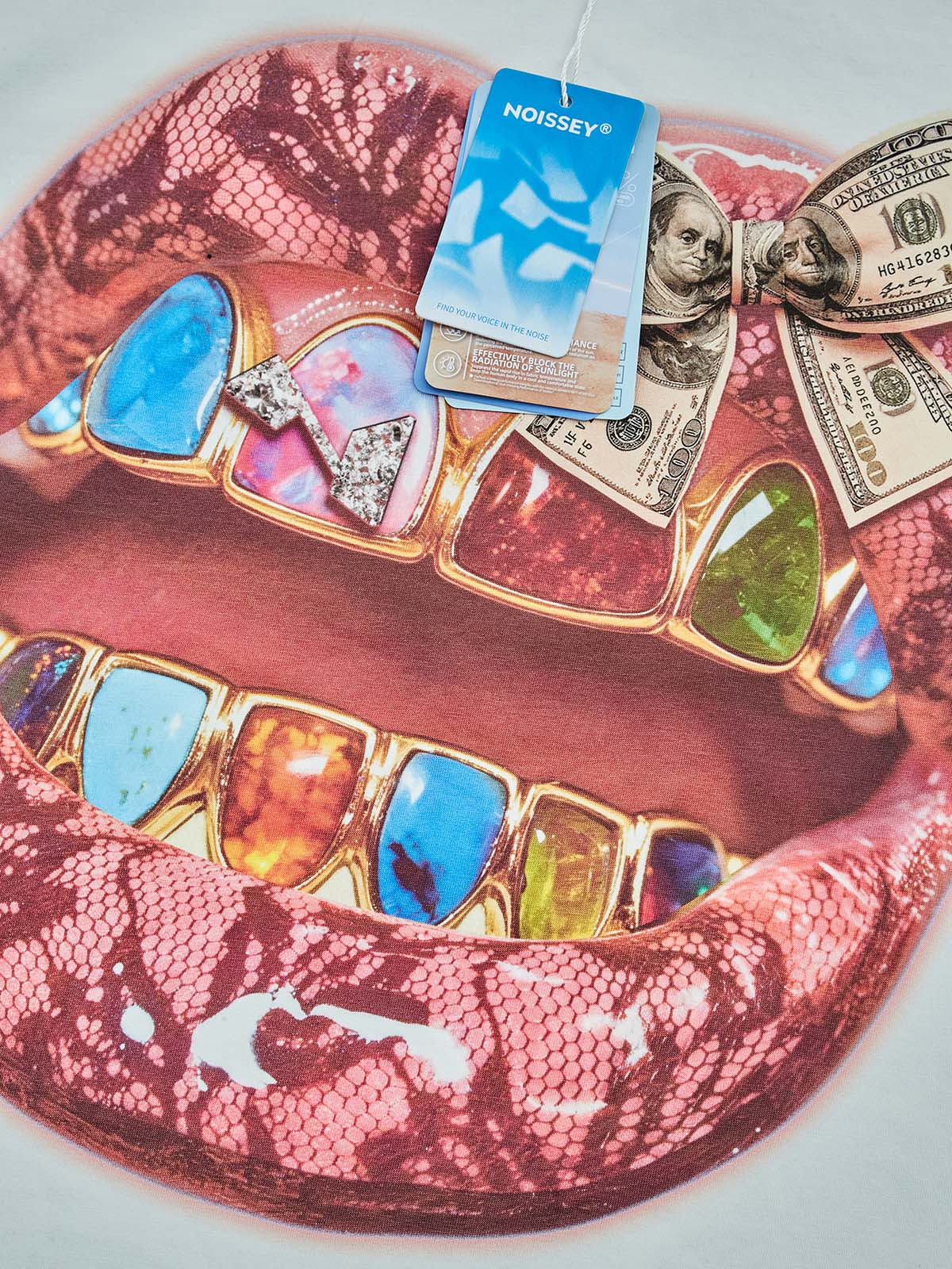 Lace Banknote Inspired Colorful Lip Diamond Art Print Streetwear Graphic T-Shirt - Image 2