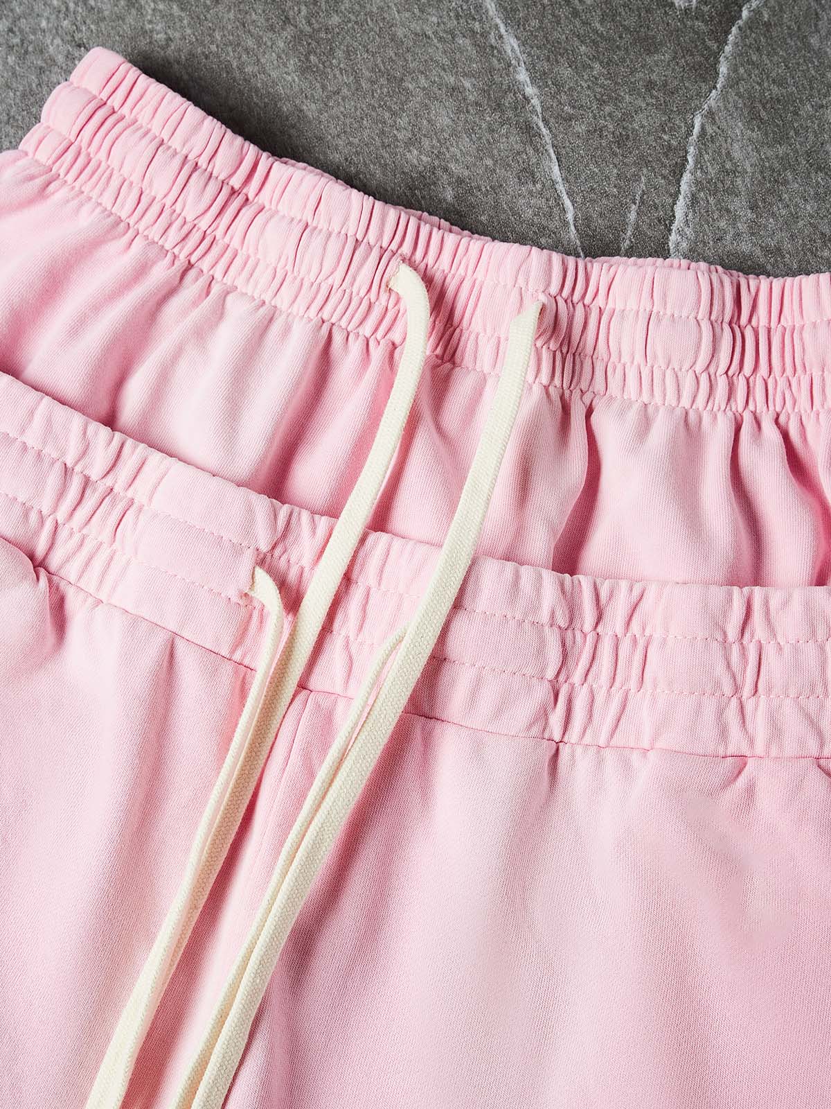 NOISSEY CHERRY BLOSSOM PINK WHITE CROSS CLUSTER GRAPHIC SHORTS - Image 3