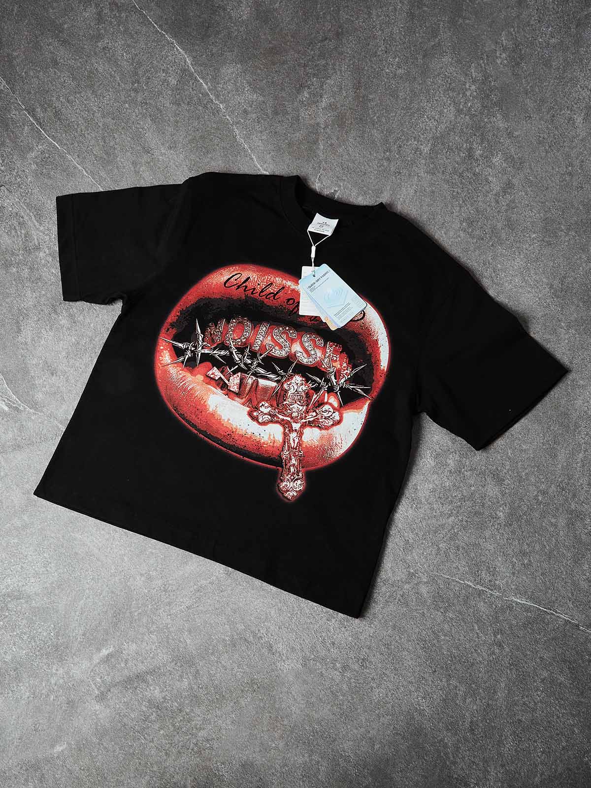 NOISSEY "CHILD OF GOD" GRILLS PRINT - RED LIPS OVERSIZED TEE - Image 7