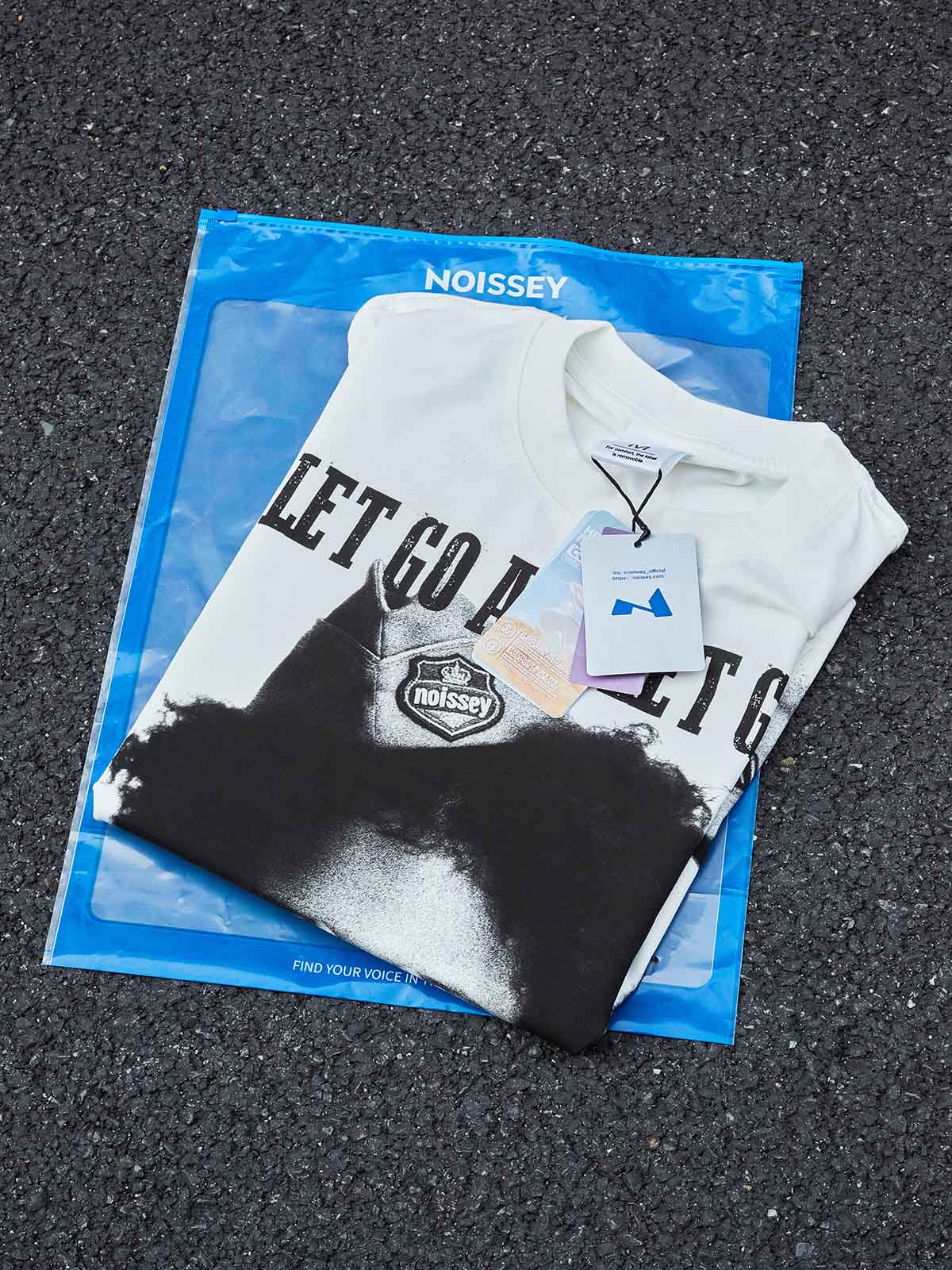 "Let Go and Let God." NOISSEY Boxy Oversized Graphic Tee – Vintage White - Image 8