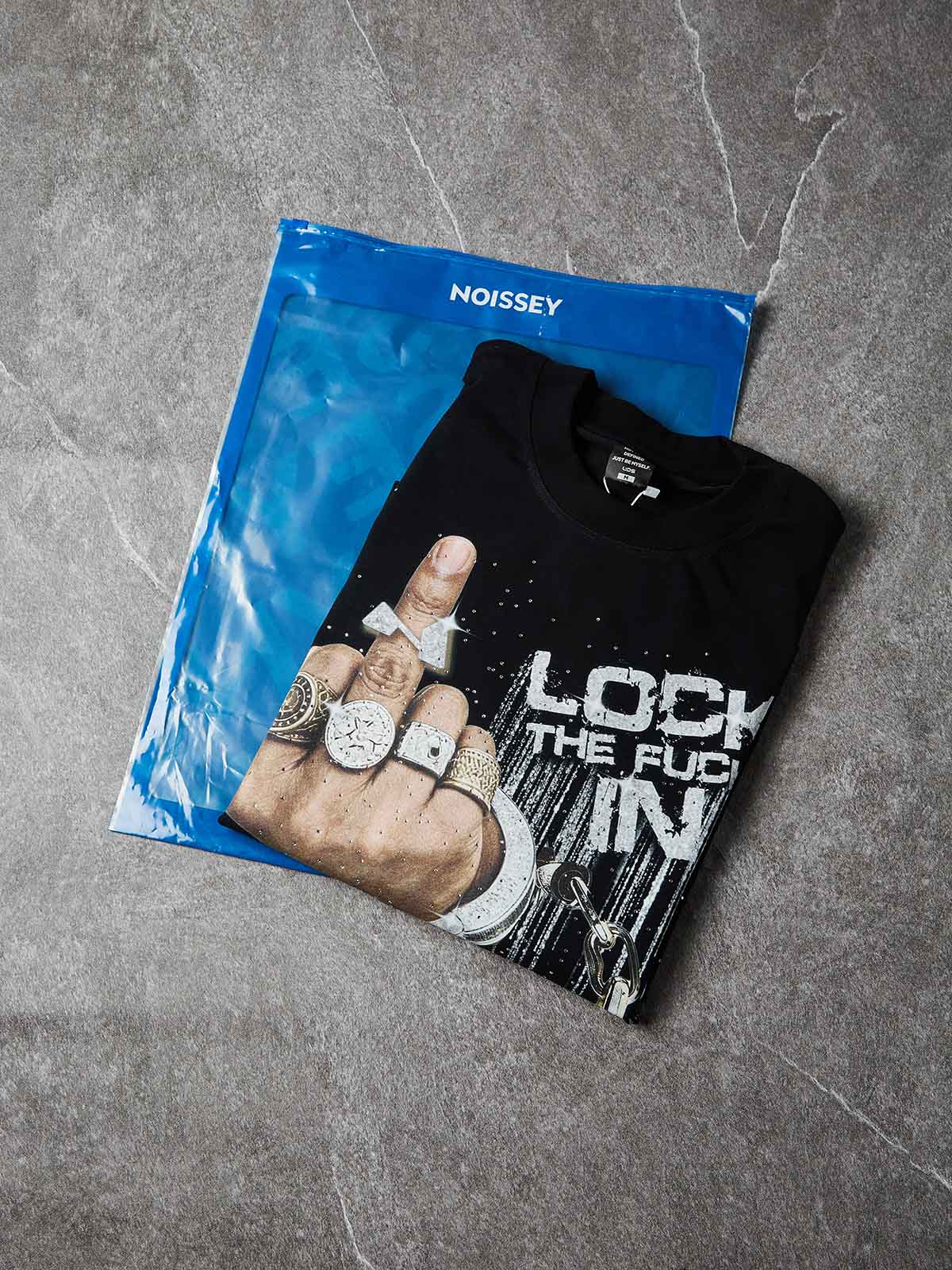 NOISSEY "LOCK THE FUCK IN" ICED OUT LUXURY GRAPHIC OVERSIZED T-SHIRT - Image 8