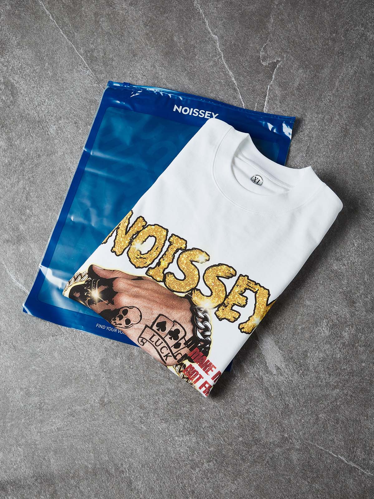 NOISSEY "Make Money Not Friends" Money Hands Gold Diamond Art Graphic Heavyweight T-Shirt - Image 8