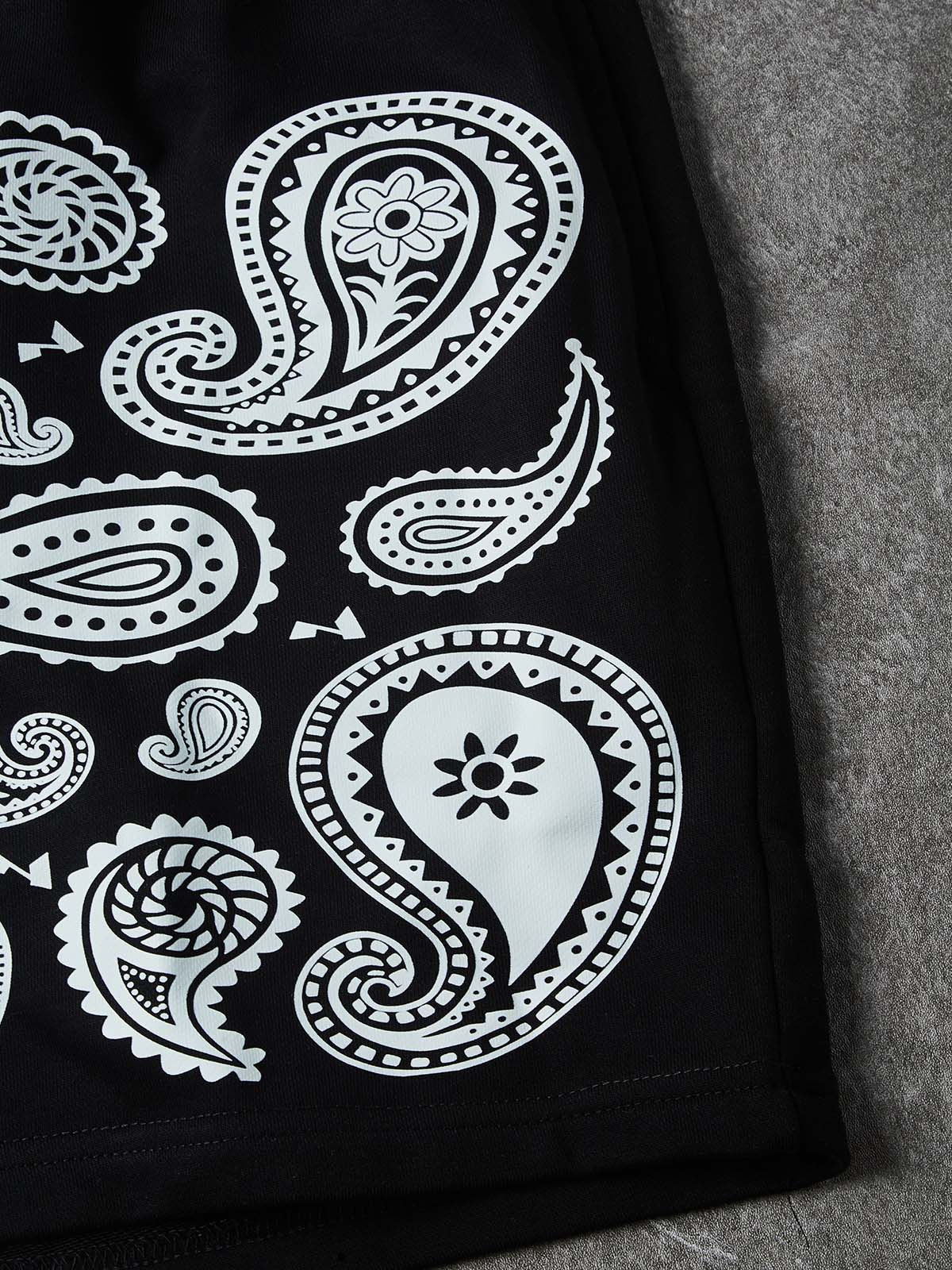 NOISSEY "Monochrome Bandana" Paisley Graphic Heavyweight Wide-Leg Sweat Shorts - Image 4