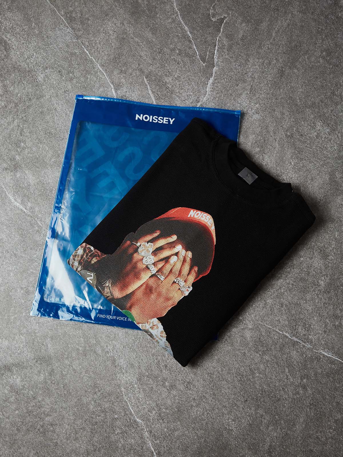 NOISSEY No Talk Boxy Heavyweight Paparazzi Art Tee - Midnight Black - Image 7