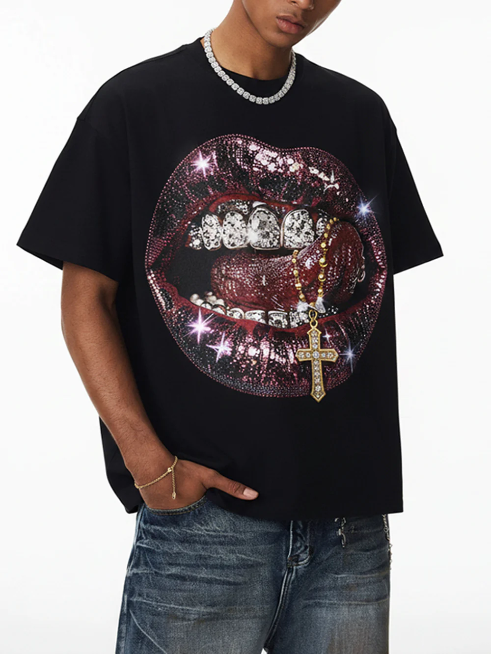 NOISSEY Rhinestone Lips Cross Boxy Heavyweight Art Tee - Onyx Black - Image 2