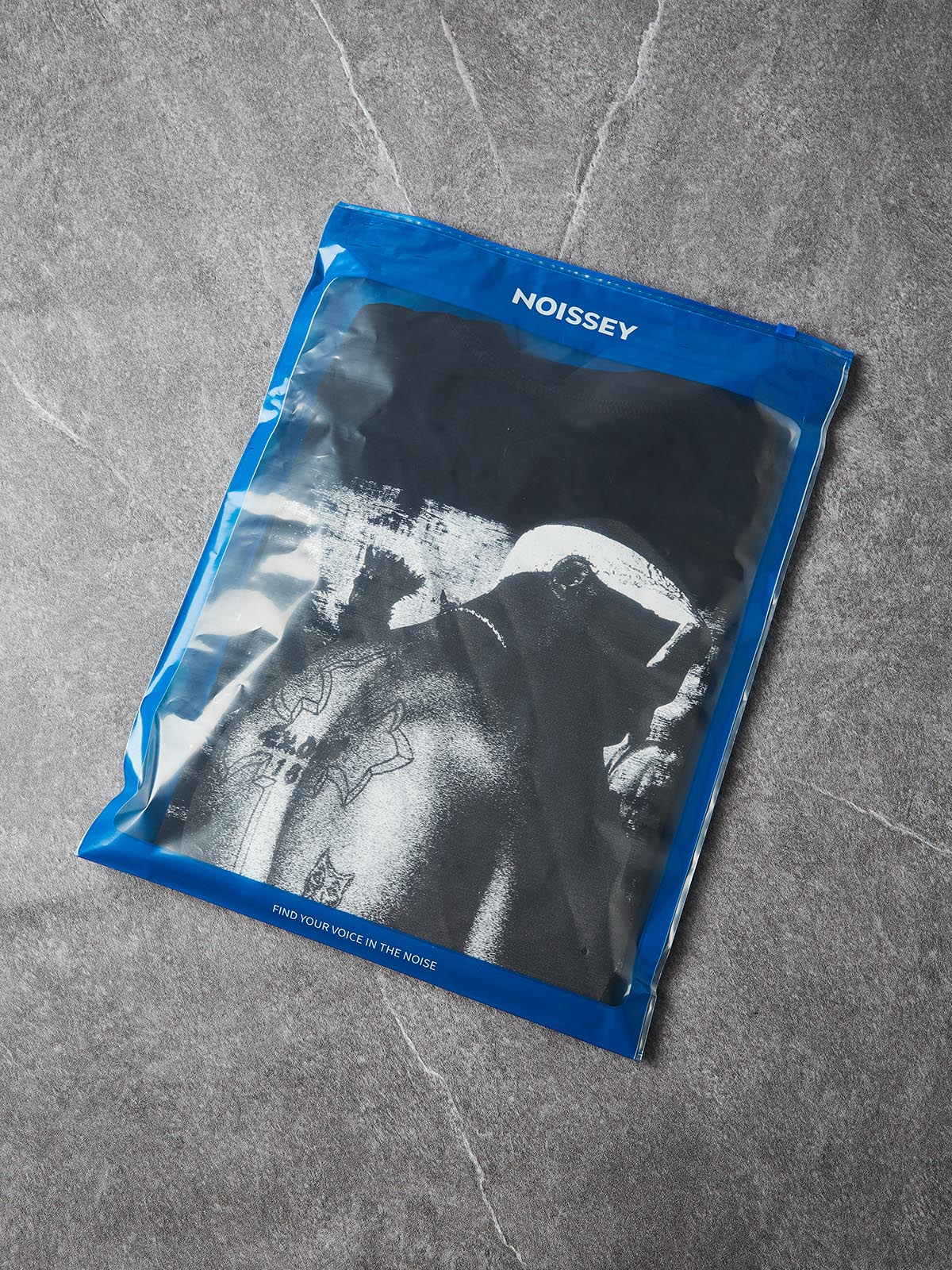 NOISSEY "TRIBUTE TO PAC" DOUBLE-SIDED ART GRAPHIC T-SHIRT - Image 10