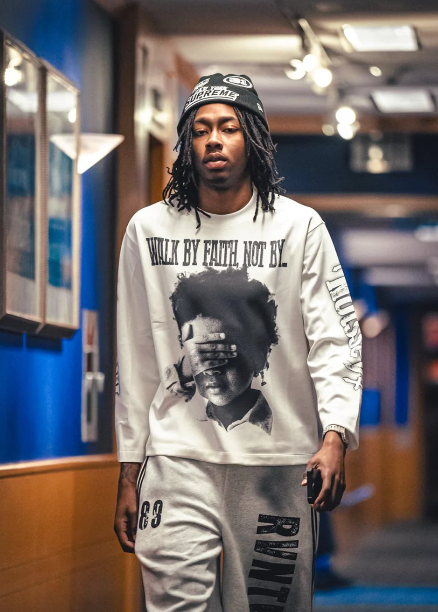NOISSEY "WALK BY FAITH" CHILD PORTRAIT GRAPHIC LONG SLEEVE SHIRT - Image 4