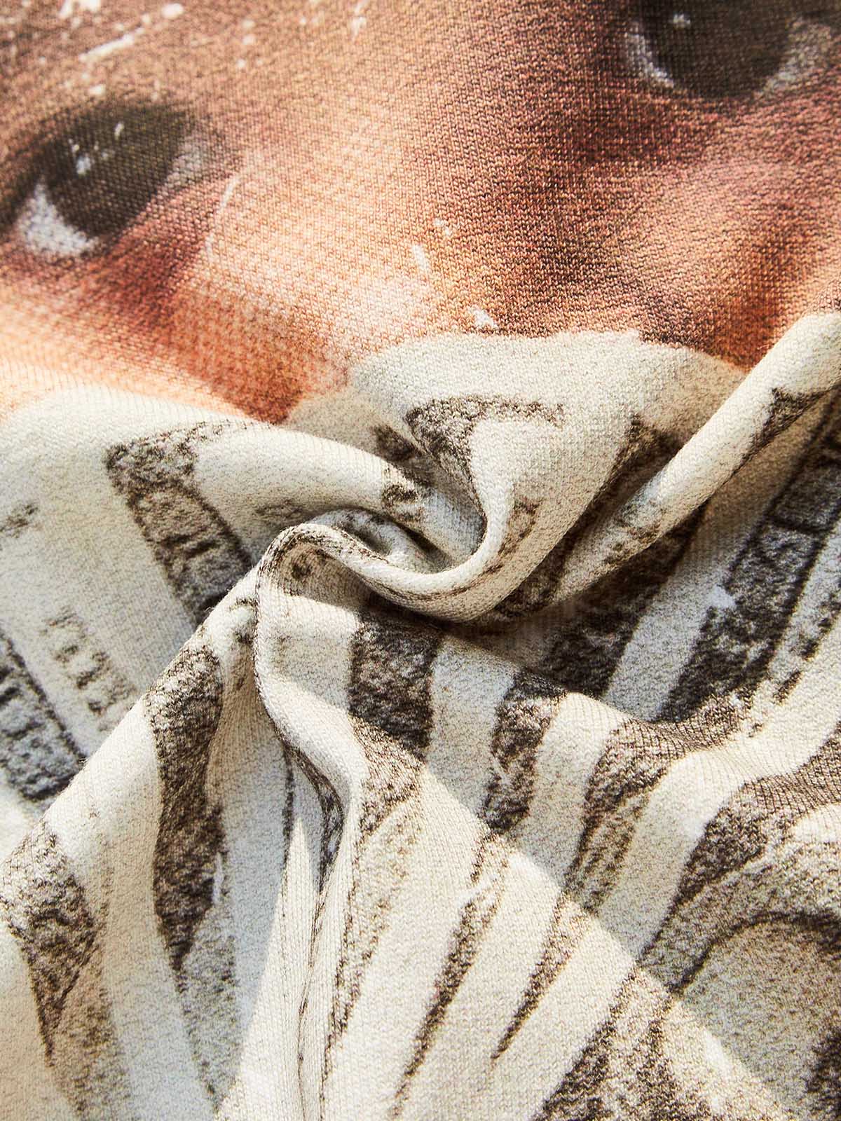 NOISSEY "Young Hustler" Vintage Portrait Tee – Iced-out Chains & Camo Aesthetic - Image 8