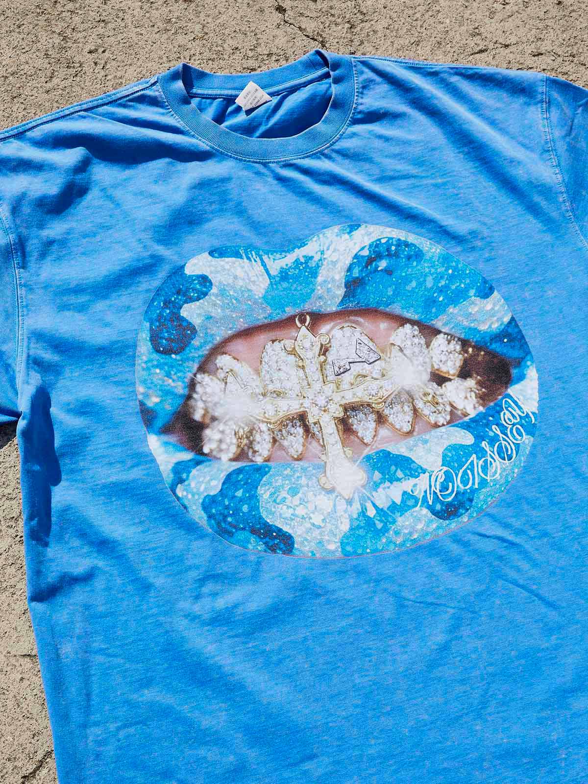 Noissey "Icy Blue" Grillz Graphic Tee – Wash Oversized T-Shirt with Diamond Camo Print - Image 5
