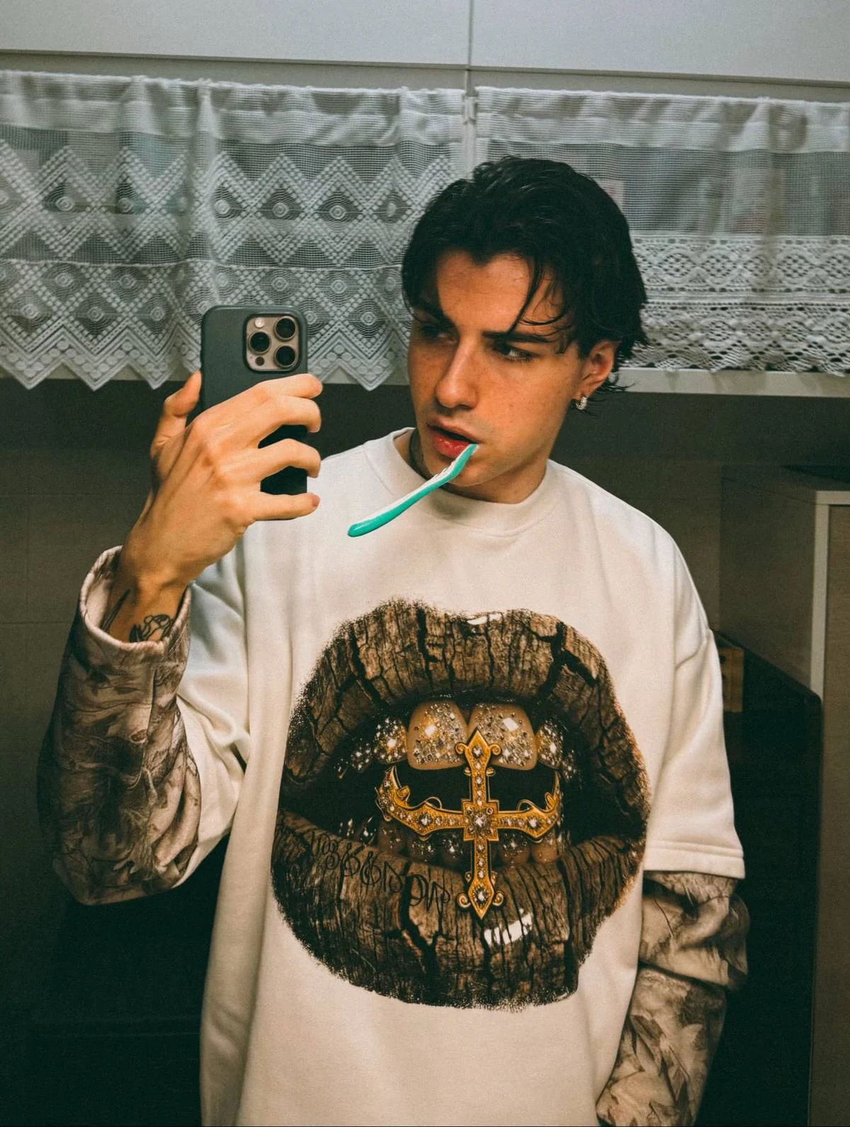NOISSEY Real Tree Camo "Golden Cross" Layered Long Sleeve - Image 5