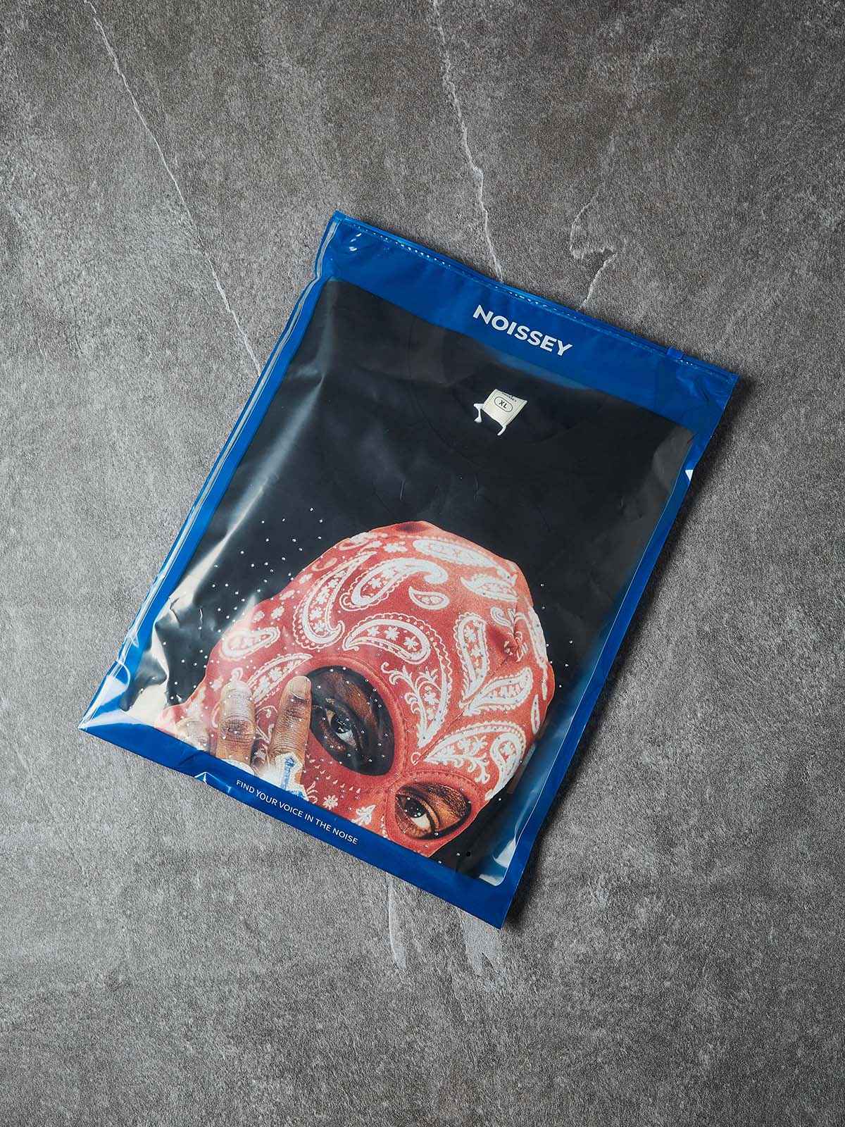 NOISSEY RED PAISLEY BALACLAVA - SHIMMERING JEWEL ART OVERSIZED TEE - Image 10
