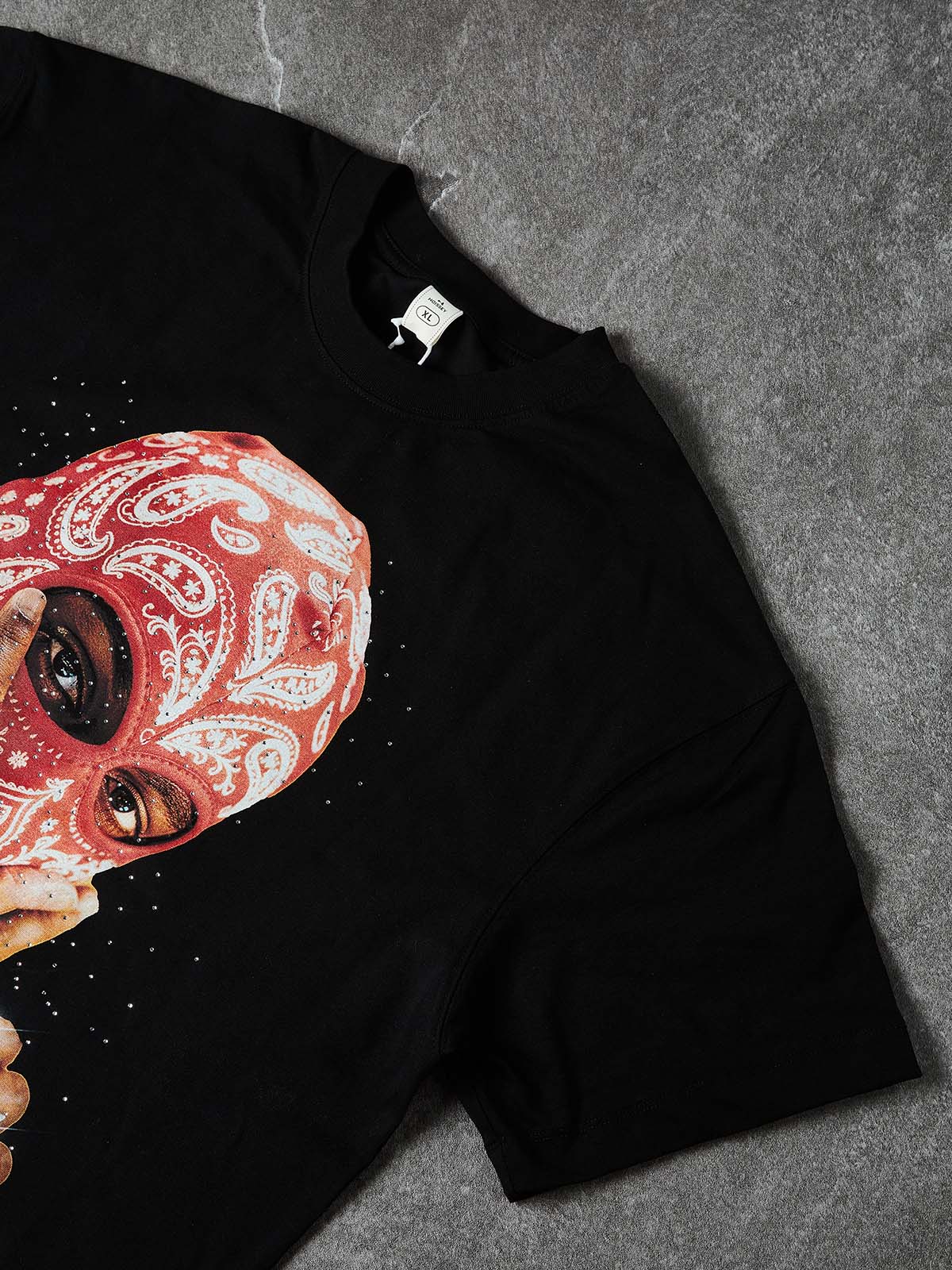 NOISSEY RED PAISLEY BALACLAVA - SHIMMERING JEWEL ART OVERSIZED TEE - Image 8