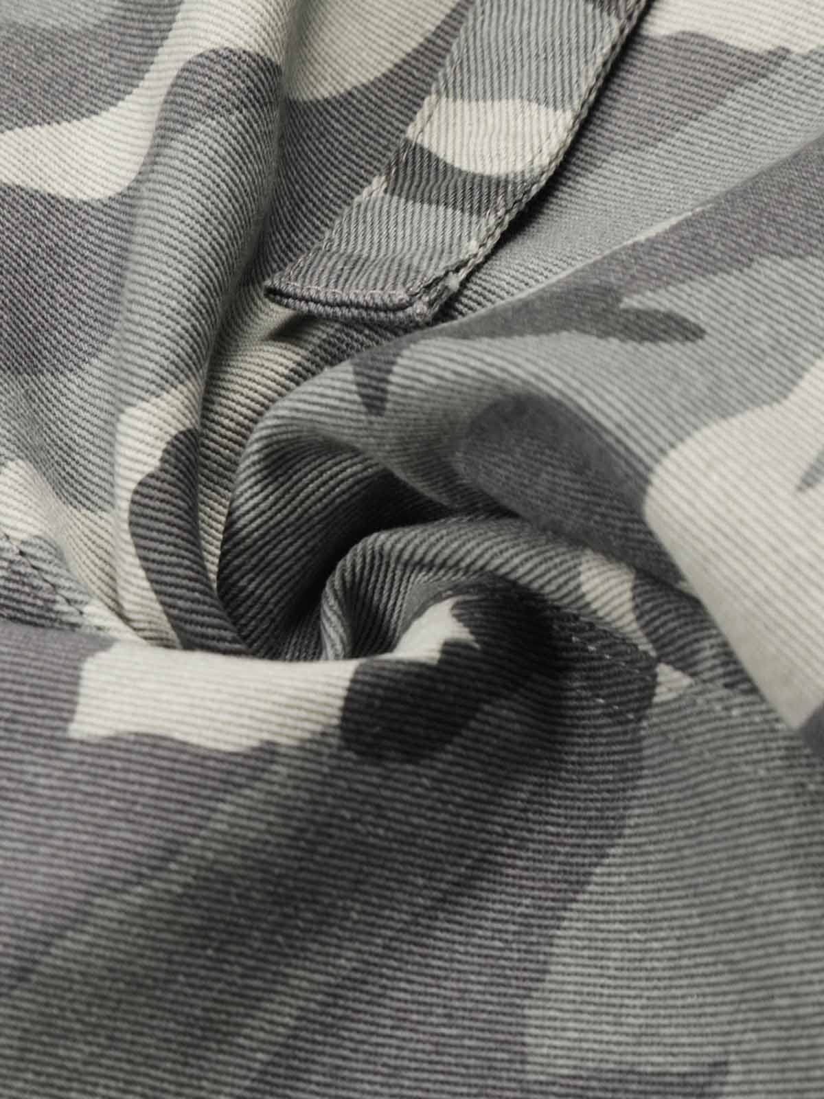 Small Curved Blade Camouflage Jeans - Image 9
