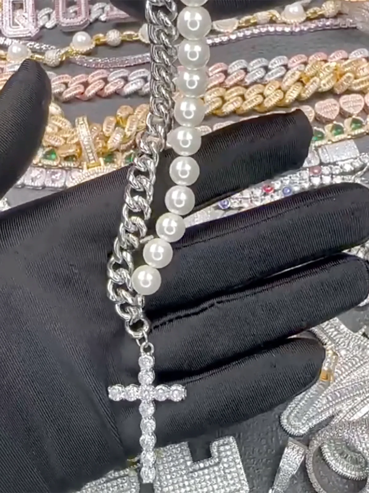 Stainless steel Cuban link and pearl combined Necklace - Image 6