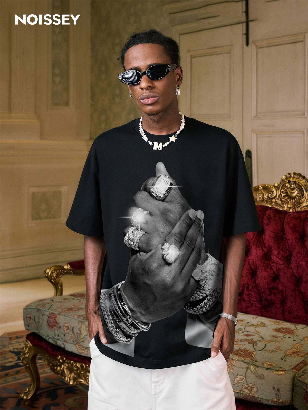 Wealthy Hand Black Print T-shirt - Image 4